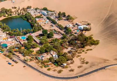 Discover the Wonders of Huacachina: An Oasis in the Desert!