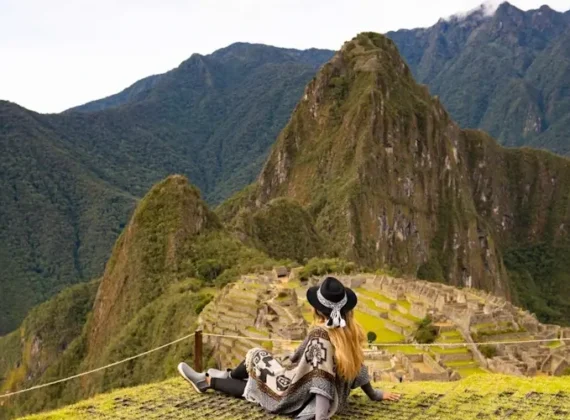 Peru for Less Travel Package 15 days: Lima & Cusco, Machu Picchu, Lake Titicaca, Colca Canyon & Nazca Lines Flight