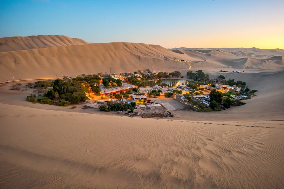 Seasons in Huacachina