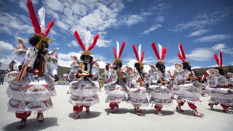 The Stage for Peru's Typical Dances