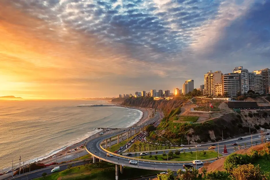 Top 5 Hiking Routes in Lima for All Levels