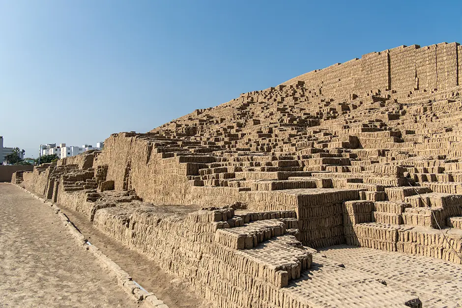 lima huaca puccllana