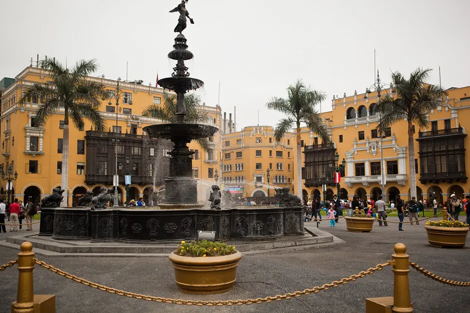 lima square
