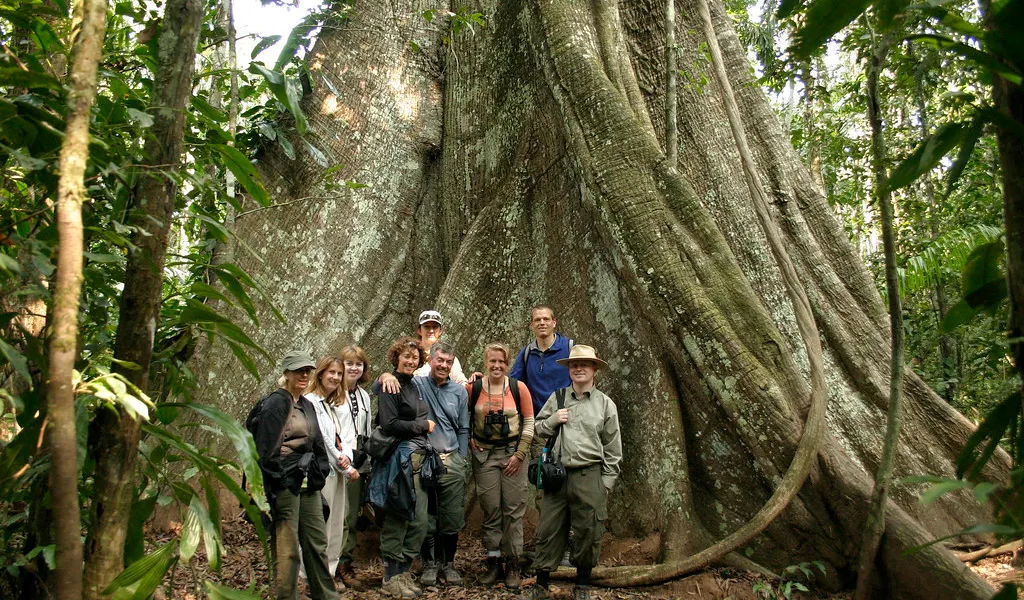 Peru amazon Family Tourist