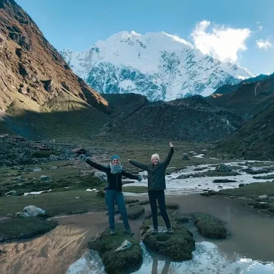 Discovering the Inca Trail through Salkantay to Machu Picchu: A Mythical Adventure in the Peruvian Andes